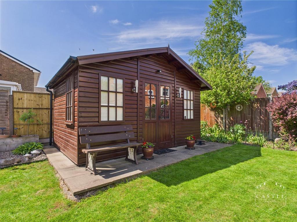 Outside   outside cabin/summer house