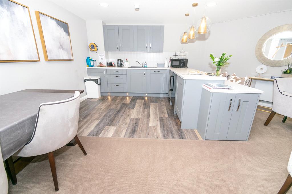 Communal Kitchen