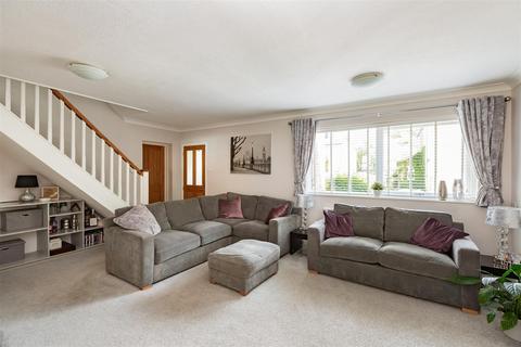 14 Bowes Wood, New Ash Green, Longfield, DA3 8QJ