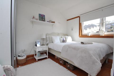 369 Braehead, Alexandria, G83 9NG