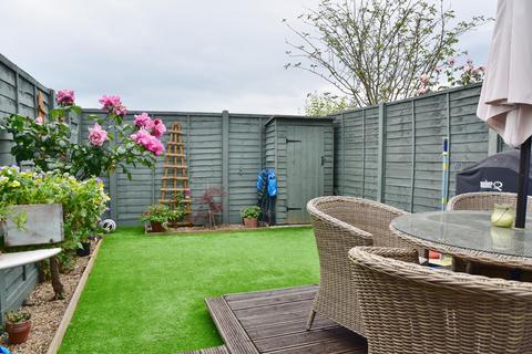 67 Andover Road, Twickenham, TW2 6PD