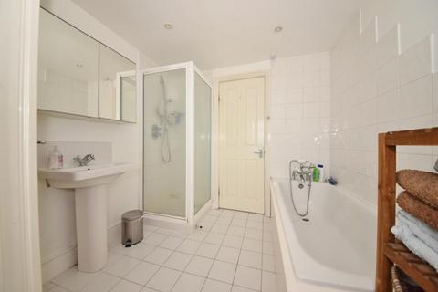 67 Andover Road, Twickenham, TW2 6PD