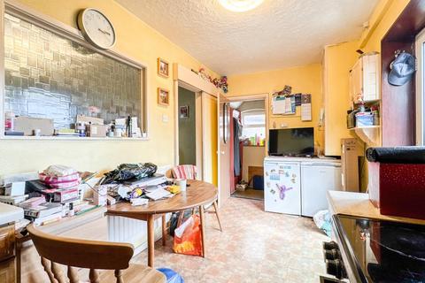 175 Marksbury Road, Bristol, BS3 5LF