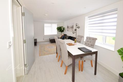 1 bedroom apartment to rent, Rochester Street Chatham ME4