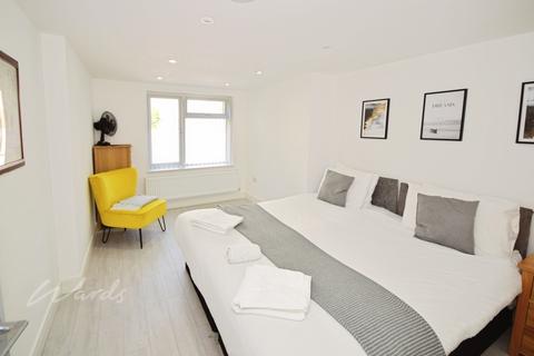 1 bedroom apartment to rent, Rochester Street Chatham ME4