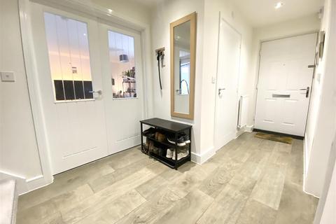 4 bedroom detached house for sale, Murrell Way, Shrewsbury