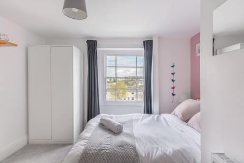 2 bedroom flat for sale, Sydenham Road, Cotham