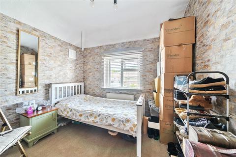 17 Queens Road, West Drayton, UB7 9EG