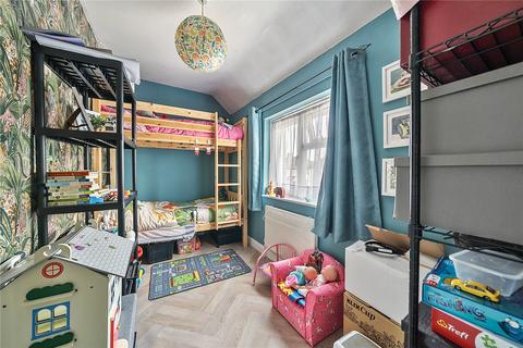 17 Queens Road, West Drayton, UB7 9EG
