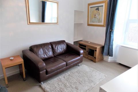 2 bedroom flat to rent, Perth Road, West End, Dundee, DD1