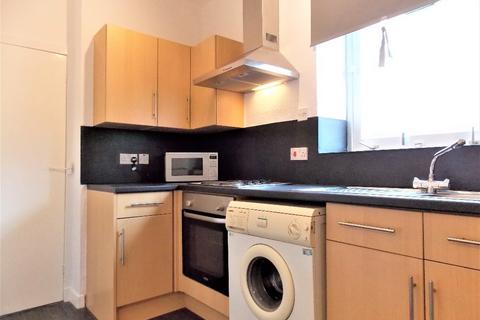 2 bedroom flat to rent, Perth Road, West End, Dundee, DD1