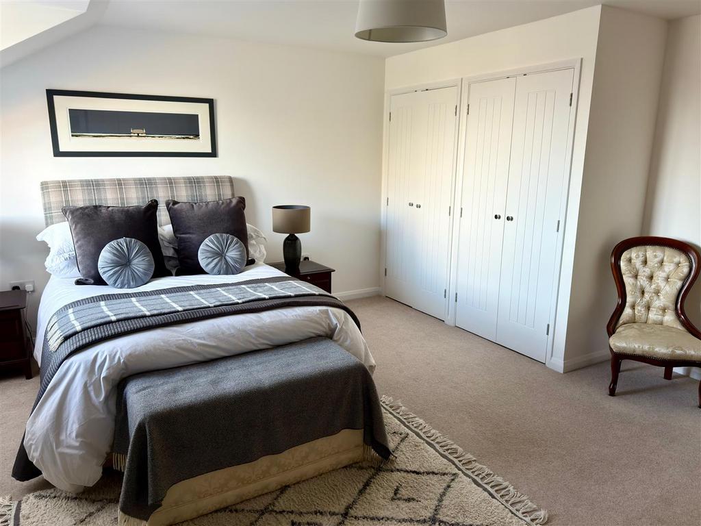 Bedroom 2.jpg
