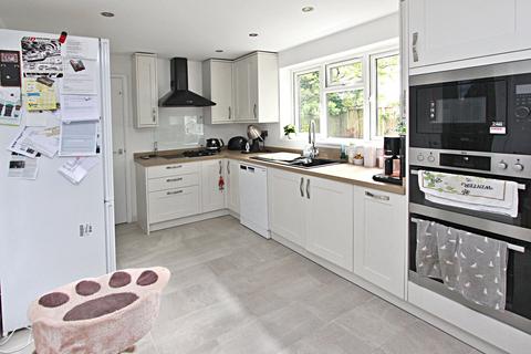 4 bedroom detached house for sale, Manchester Road, Sway, Lymington, Hampshire, SO41