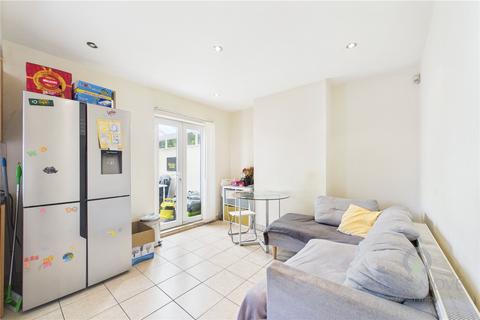 28 Briton Road, Northampton, NN3 2BS