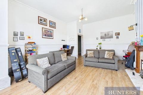 2 bedroom apartment for sale, Prince Of Wales Terrace, Scarborough