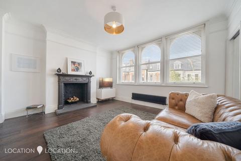 2 bedroom flat for sale, Clissold Crescent, London, N16