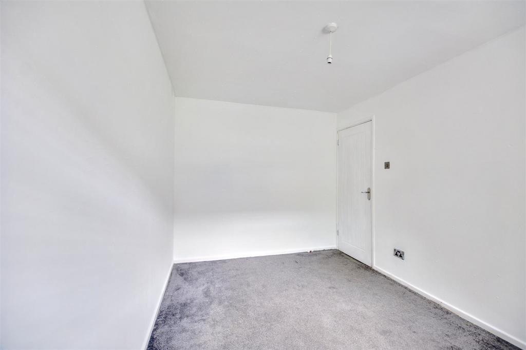 Bedroom 2 2.jpeg