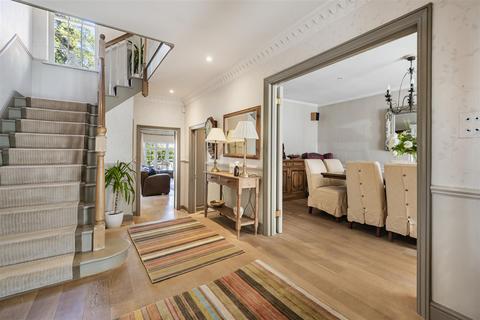 Suna Court Pearson Road, Sonning, Reading, RG4 6UL