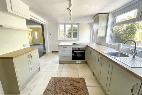 22 The Bank, Marlcliff, Alcester, B50 4NT