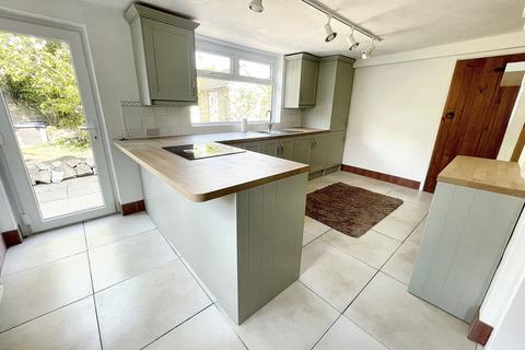 22 The Bank, Marlcliff, Alcester, B50 4NT