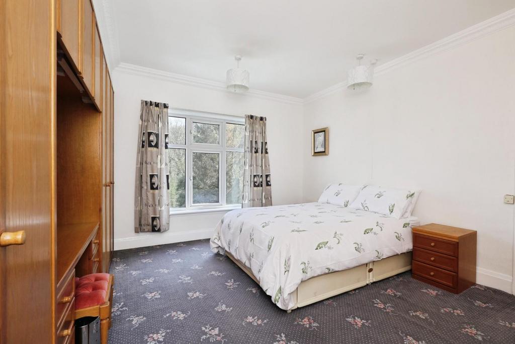 Bedroom no.1