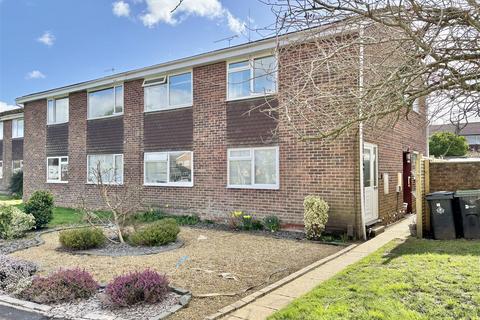 19a Dacombe Close, Upton, Poole, BH16 5JP
