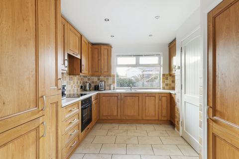 2 bedroom detached bungalow for sale, Westaway Park, Yatton, BS49