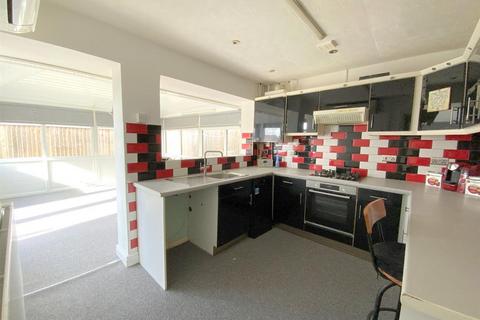 undefined, Albatross Drive, Grimsby