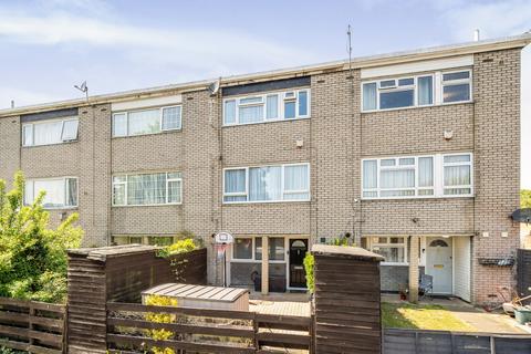 4 Melrose Close, Hayes, UB4 0AZ
