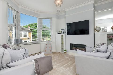22a Lifstan Way, Southend-on-sea, SS1 2YA