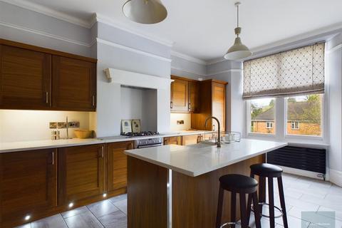 2 bedroom apartment for sale, Belvedere Road, Bristol BS6