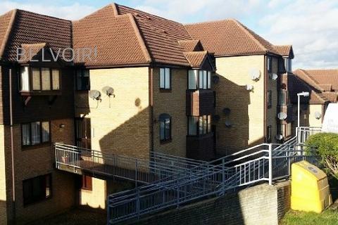 2 bedroom flat to rent, Hattersfield Close, Belvedere DA17