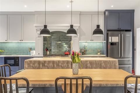 Close House Bute Avenue, Richmond, TW10 7AX
