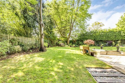 Close House Bute Avenue, Richmond, TW10 7AX