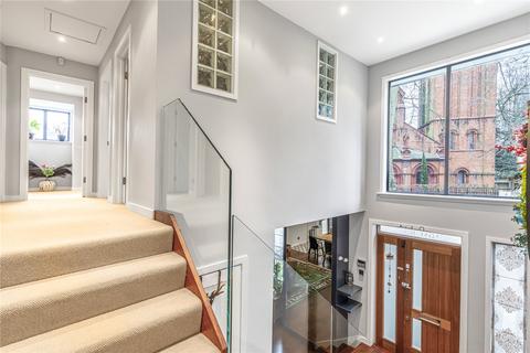 Close House Bute Avenue, Richmond, TW10 7AX