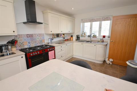 4 bedroom house for sale, Rock Park, Kilgetty
