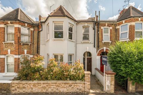 2 bedroom flat to rent, Sandrock Road, London SE13
