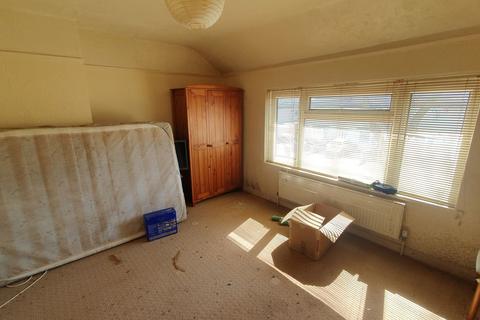 50 Beauchamp Road, Birmingham, B13 0NP