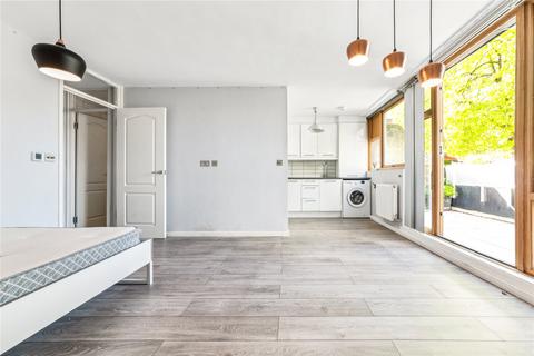 Studio for sale, London SW9