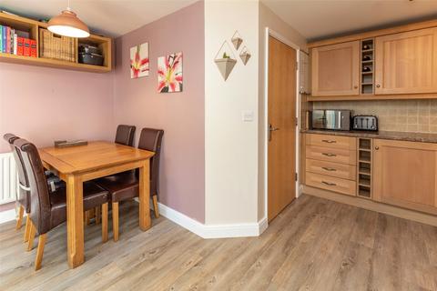 9 Blaisedell View, Bristol, BS10 7XB