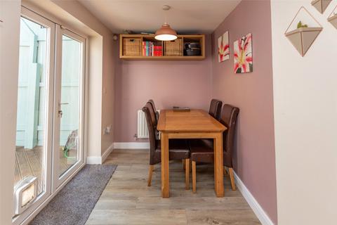 9 Blaisedell View, Bristol, BS10 7XB