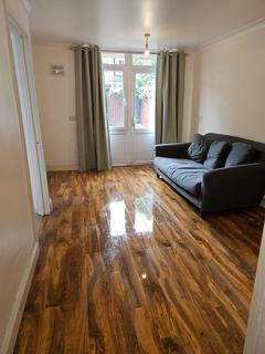 1 bedroom flat to rent, Fenton Close, London, SW9