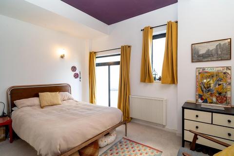 2 bedroom flat for sale, Spectacle Works , Jedburgh Road, London, E139LX