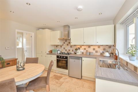 2 bedroom detached house for sale, Main Road, Sellindge TN25