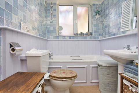 8 Mongeham Road, Sholden, Deal, CT14 9WX