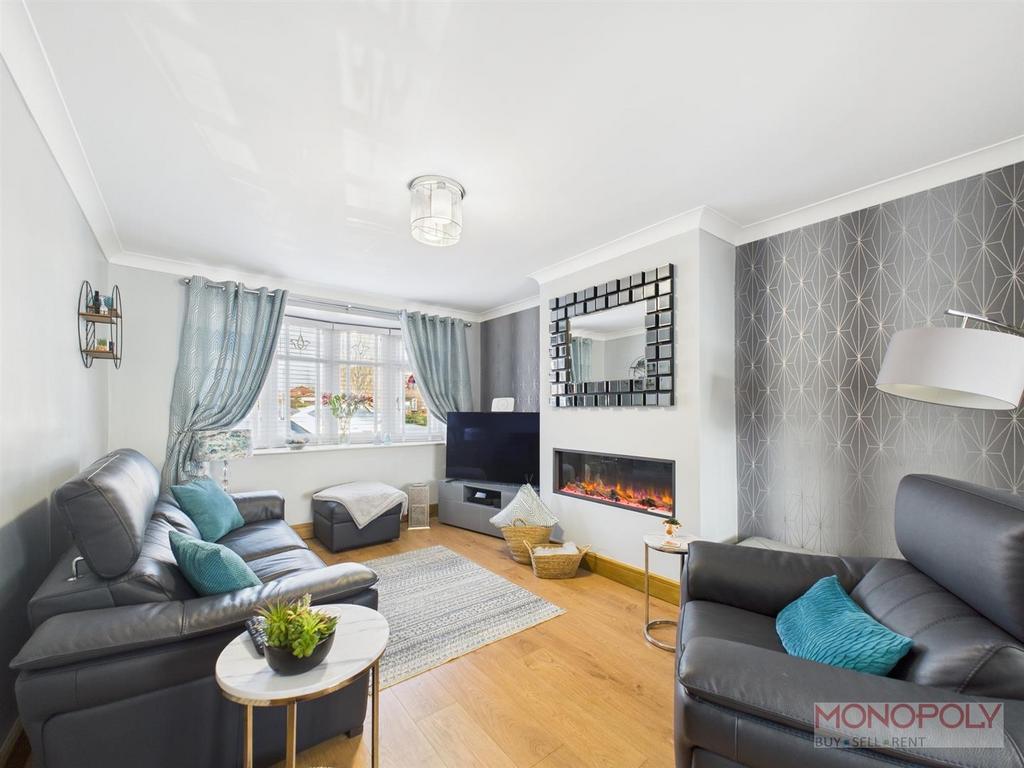 CAM01979 G0-PR0418-STILL010.jpg