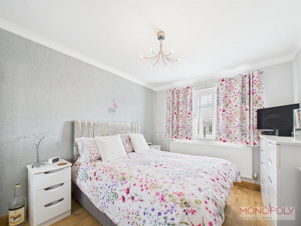 CAM01979 G0-PR0418-STILL018.jpg