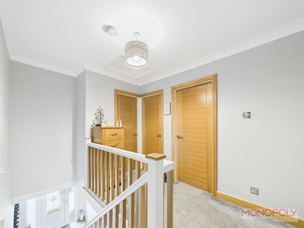 CAM01979 G0-PR0418-STILL021.jpg