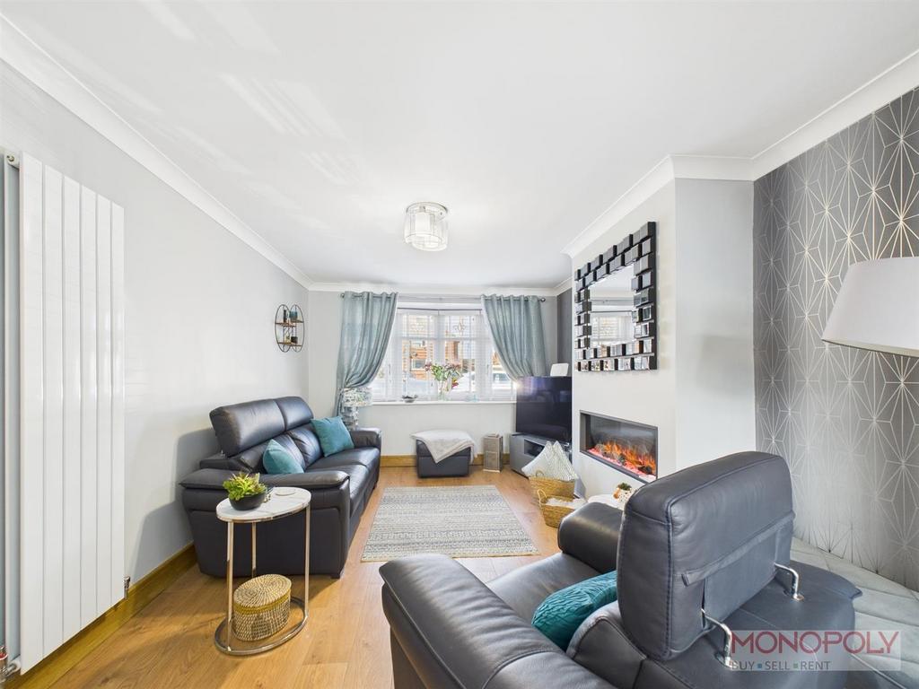 CAM01979 G0-PR0418-STILL012.jpg