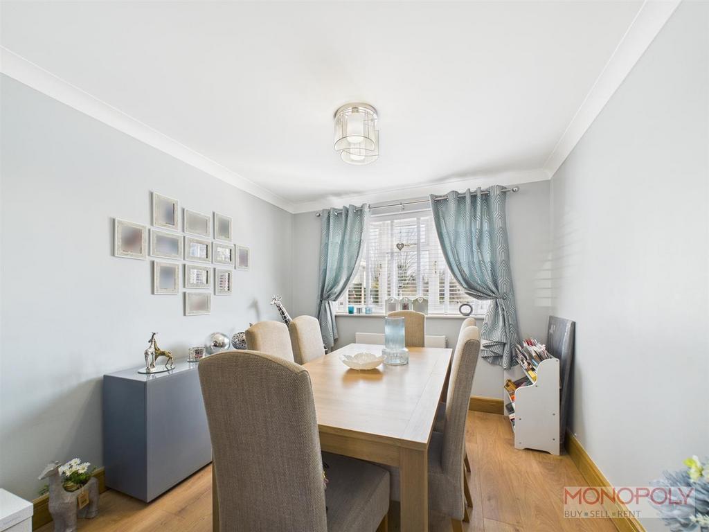 CAM01979 G0-PR0418-STILL011.jpg